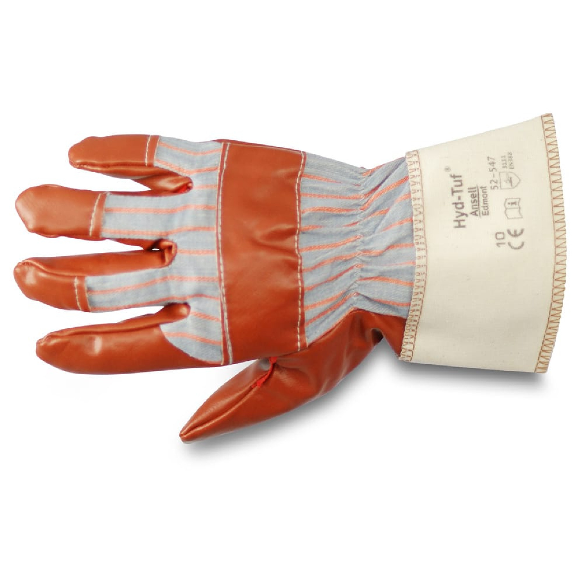 Ein Einweghandschuh liegt auf einer Oberfläche. Der Handschuh hat eine rötlich-orangefarbene, glänzende Außenseite und eine graue Innenseite mit vertikalen Streifen. Am Handgelenk ist er mit einem strapazierfähigen Stoffbündchen versehen, das einen sicheren Sitz gewährleistet.